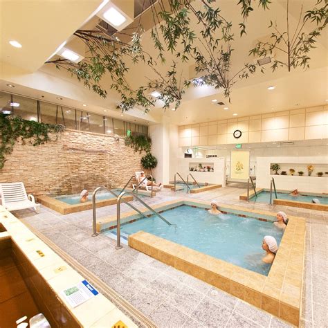 olympus spa lynnwood